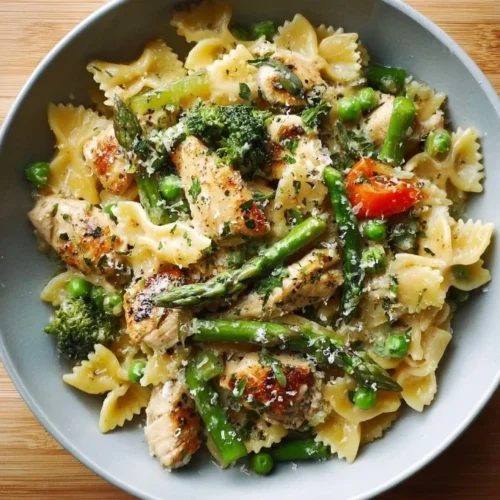 Delicious Chicken Primavera Pasta with colorful vegetables and creamy sauce