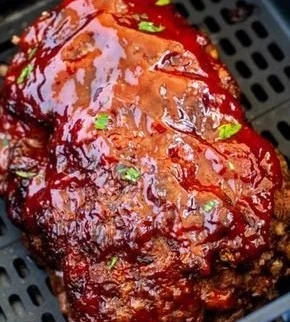 Air fryer meatloaf is a family-friendly meal that is sure to become a regular on &hellip; | Air fryer recipes healthy, Air fryer dinner recipes, Air fryer recipes meatloaf
